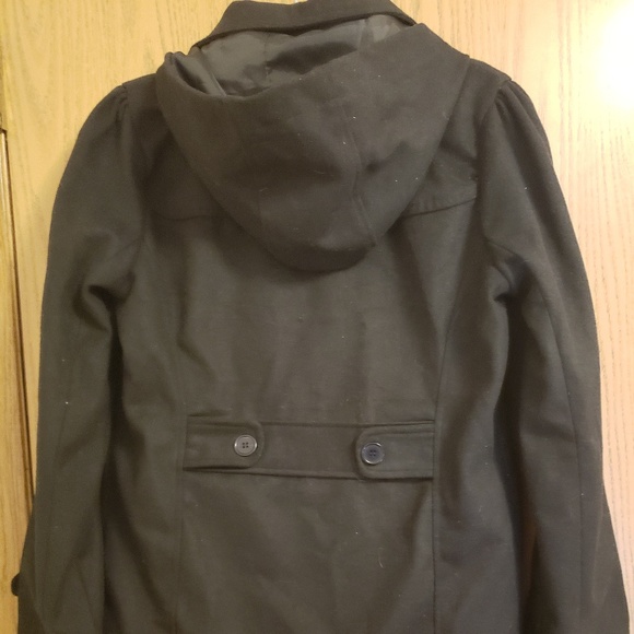 Black Fall/Winter Coat - Picture 3 of 4